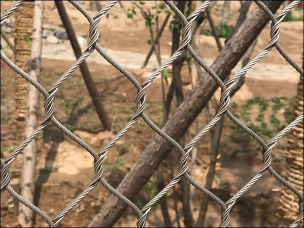 Rope Mesh for Fall Protection Systems in Industrial and High-Rise Applications