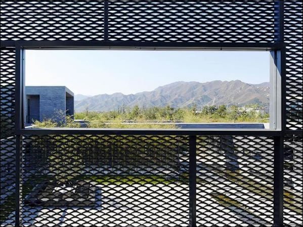 Sunshade Steel Mesh Panels for Outdoor Protection and Aesthetic Appeal